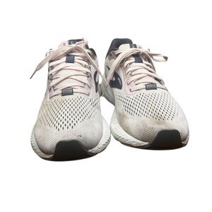Brooks Launch GTS 8 Womens Pink White Gray Running Shoes Sneakers Sz 9